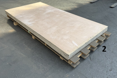 Diverse partijen houtplaten, spot goedkoop!